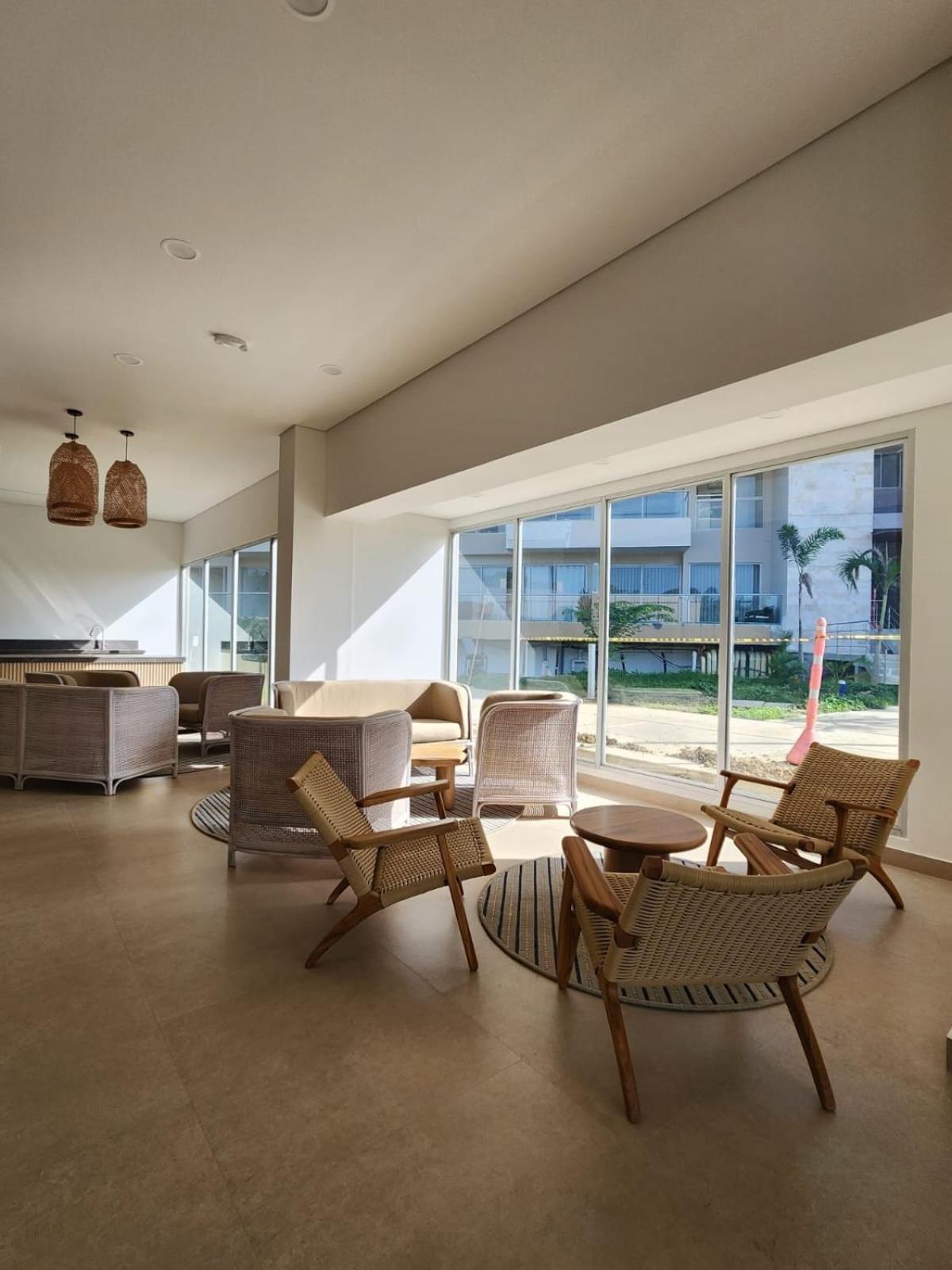 Con Jacuzzi Privado, Laguna Y Paddle Board Apartment Cartagena