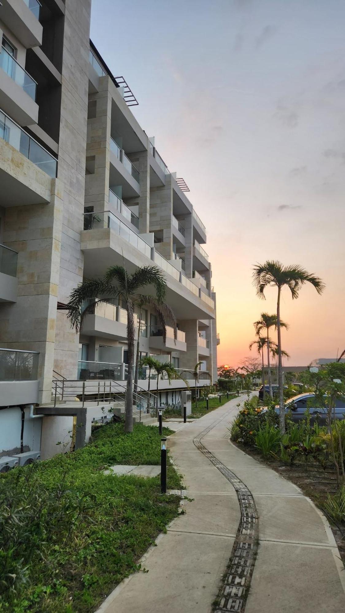 Con Jacuzzi Privado, Laguna Y Paddle Board Apartment