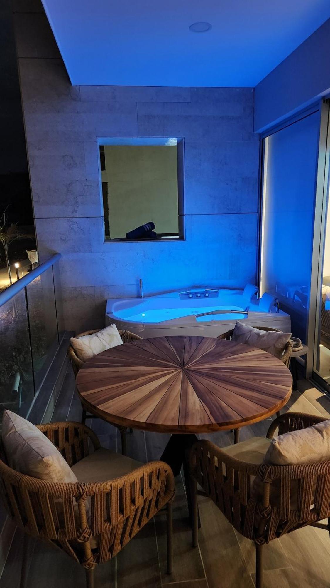 Apartment Con Jacuzzi Privado, Laguna Y Paddle Board