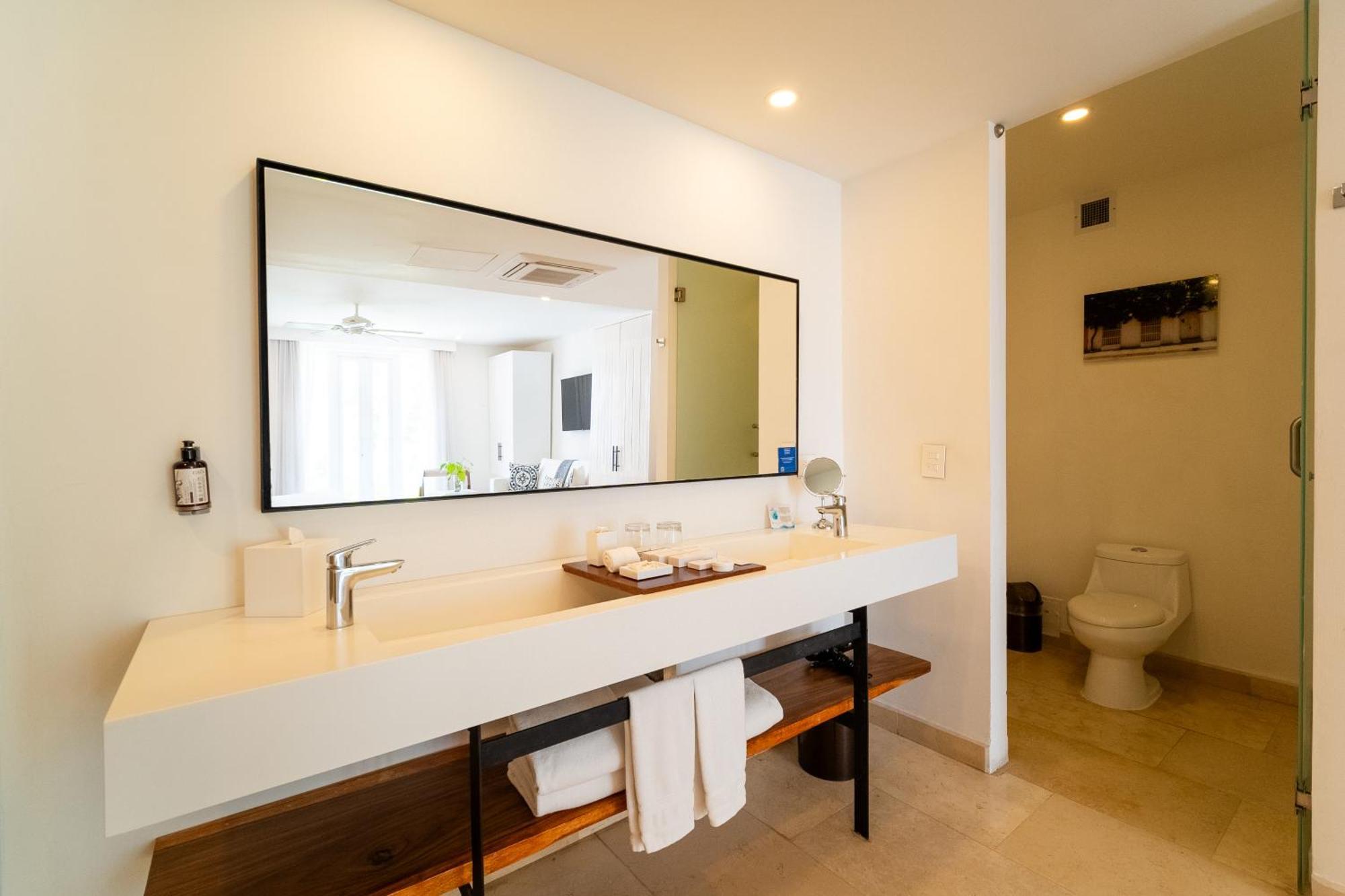 Hotel Nacar Cartagena, Curio Collection By Hilton 4*