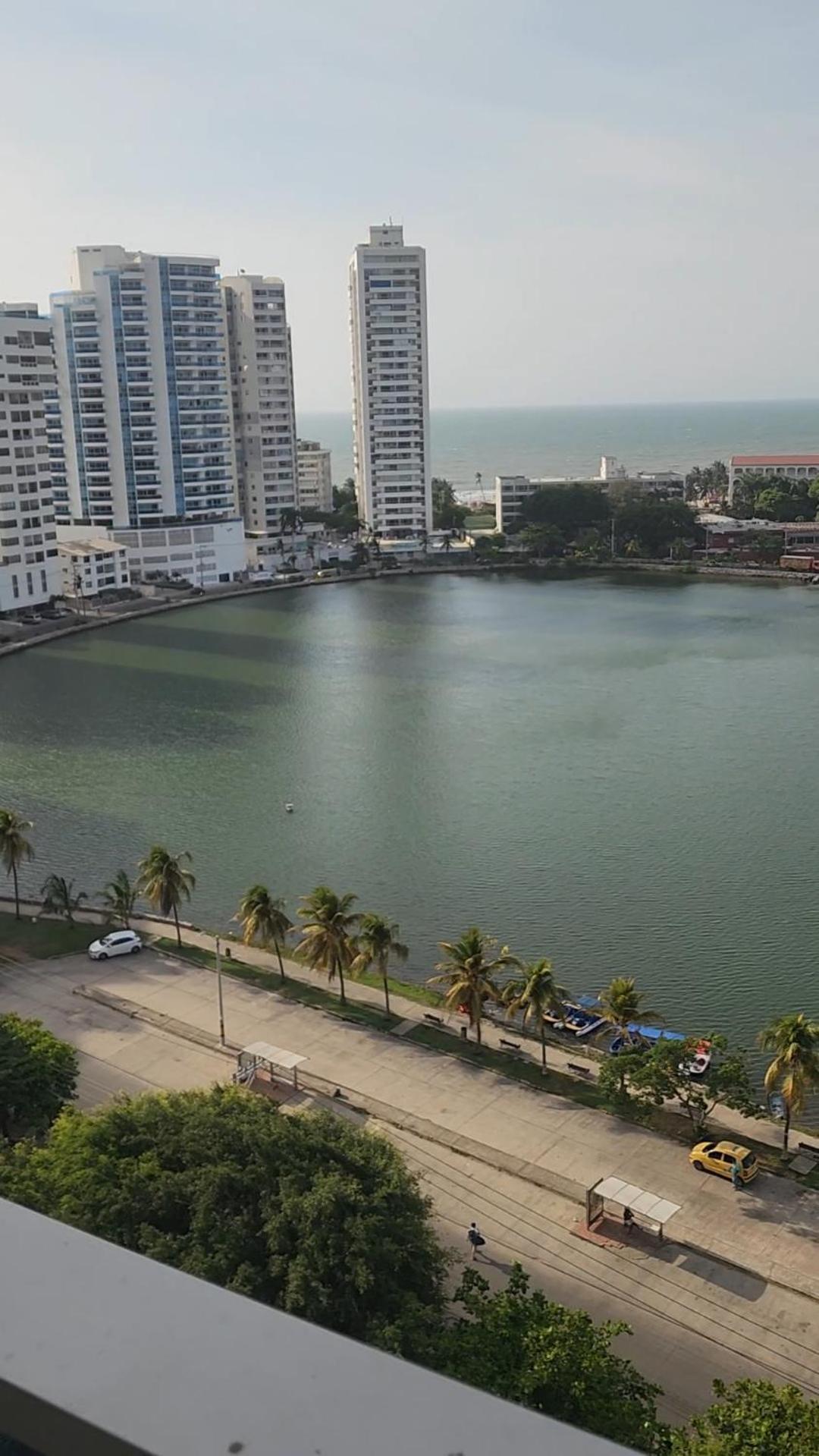 Apartment Apto Estudio Piso 12 Frente A La Playa