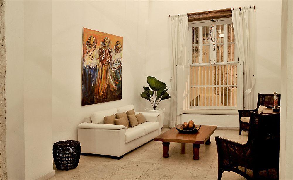 Acomodação com café da manhã  Casa Maria 3*