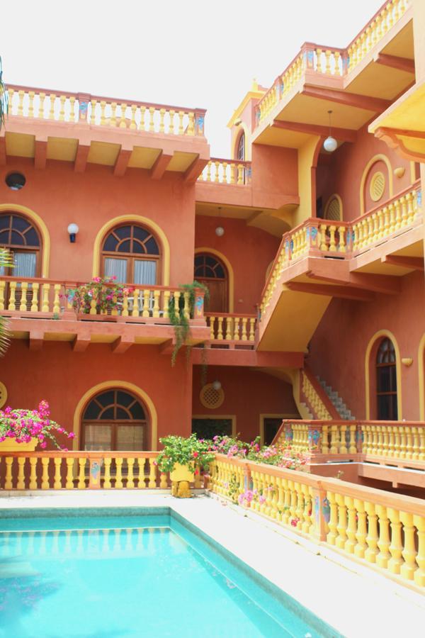 Colonial With Swimming Pool Ana Maria Apartment
