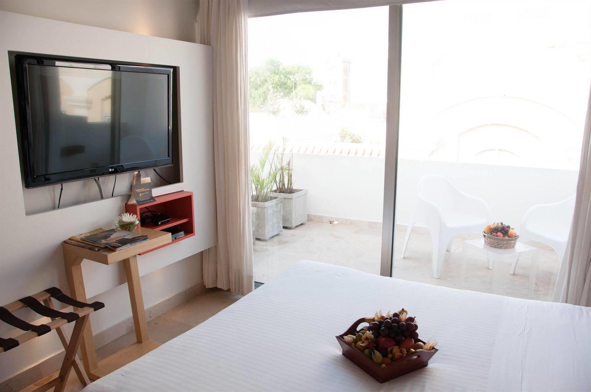 Hotel Delirio