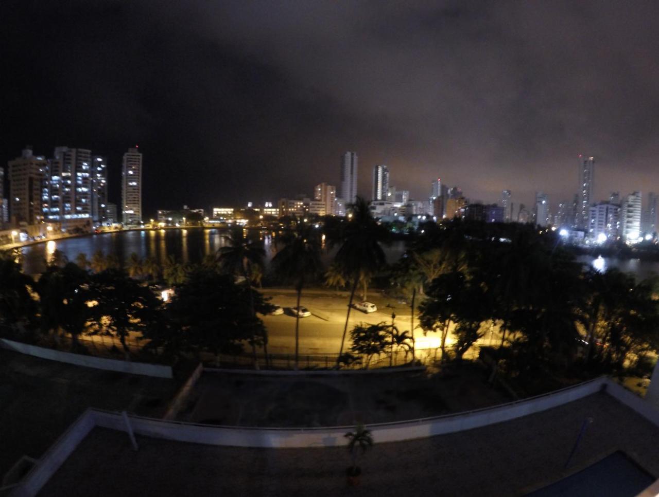 En El Laguito, Cartagena