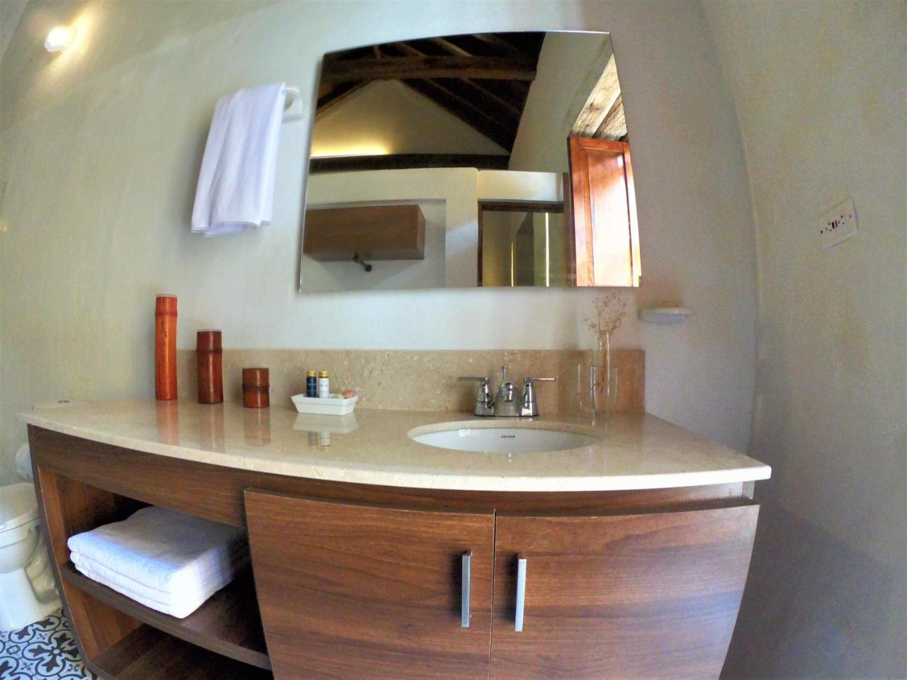 Bed & Breakfast Columbus House 2*