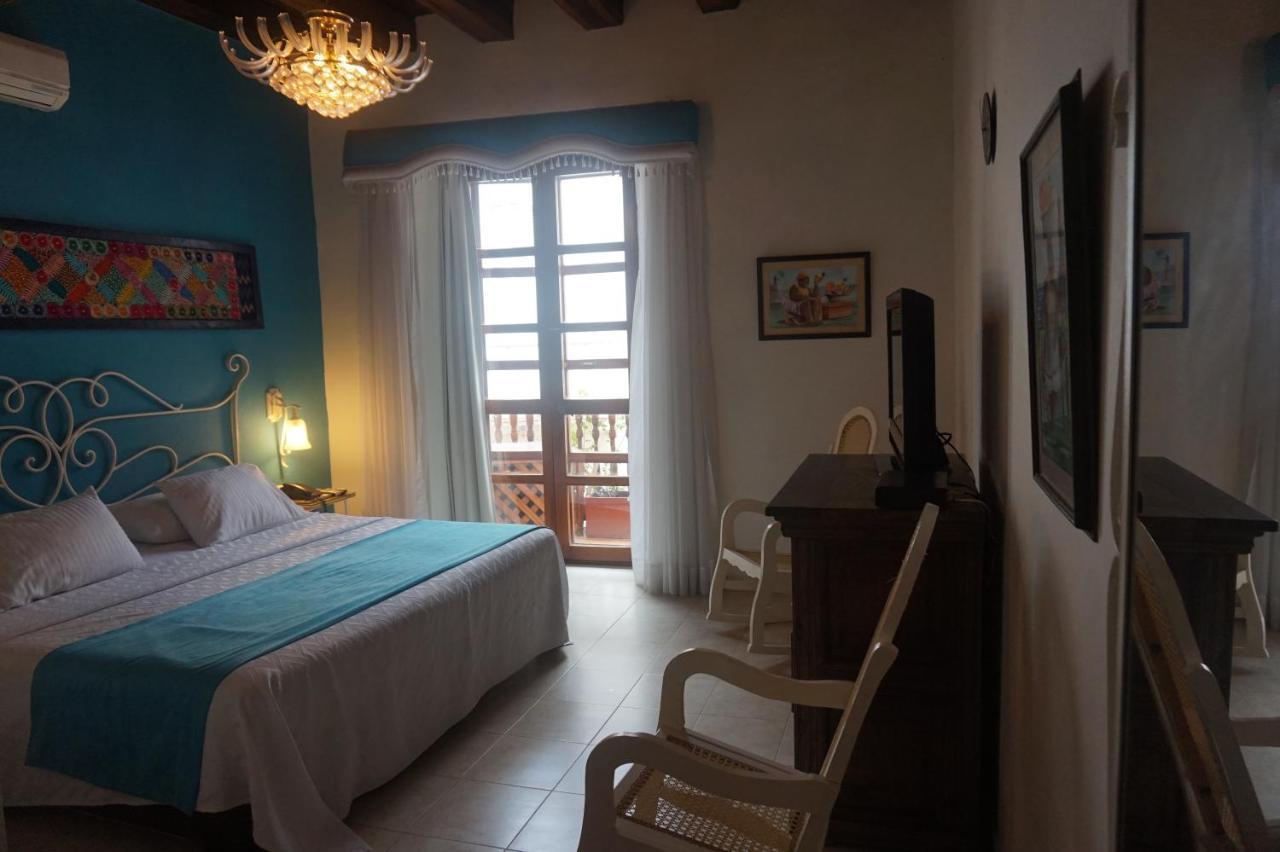 Casa India Catalina Hotel 3*