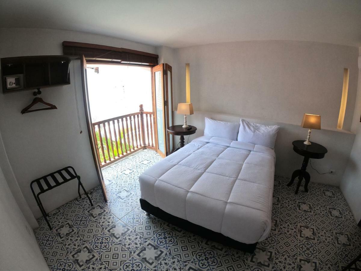 Columbus House Bed & Breakfast 2*