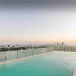 Moderno Y Amplio Apartamento Cerca A La Playa!