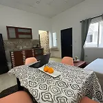 Centrico Y Confortable Apto Casa Dona Yola 5
