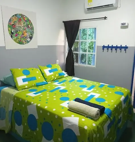 Hotelito La Aventura, Ac Private Wc Rooms Near The Old Town, No Tax