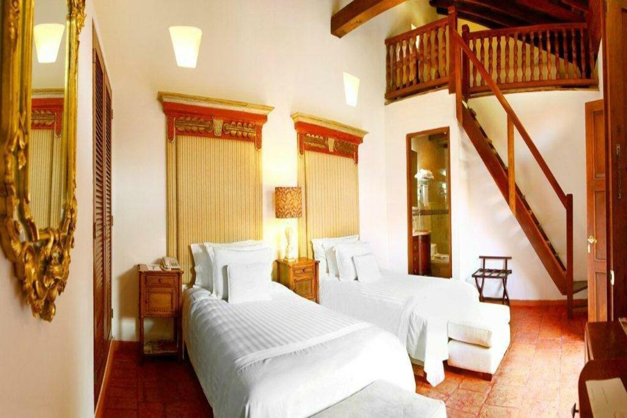 Hotel Boutique Casa Del Arzobispado 5*