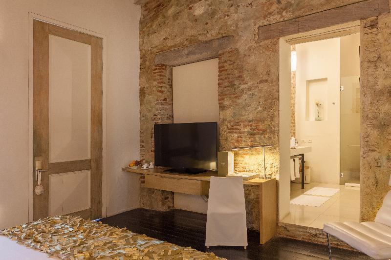 Mansion Tcherassi Hotel 5*