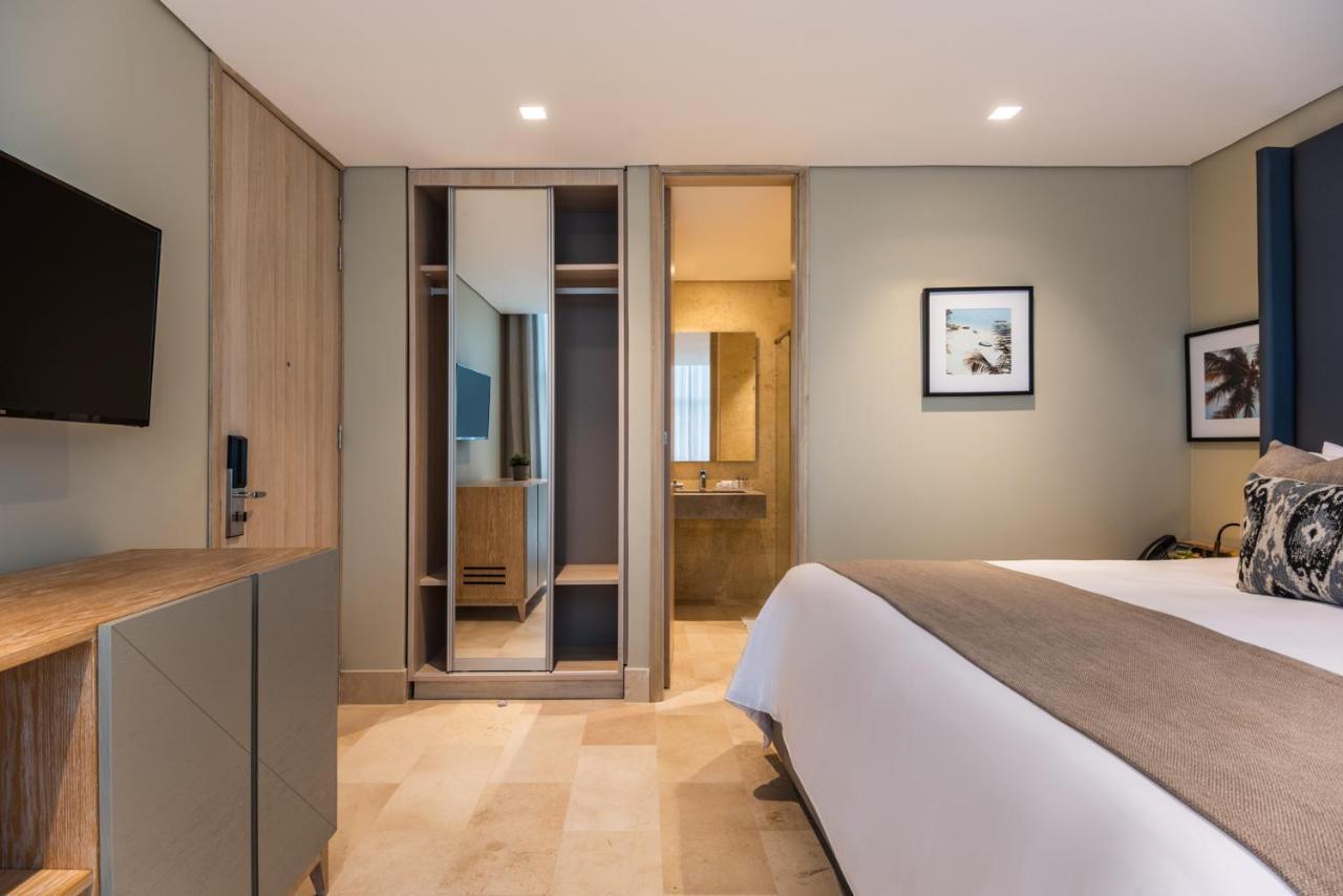 Oz Luxury Hotel 4*