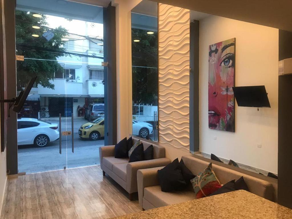 Aparta Estudio En El Edificio Bahia 79 Apartasuites *