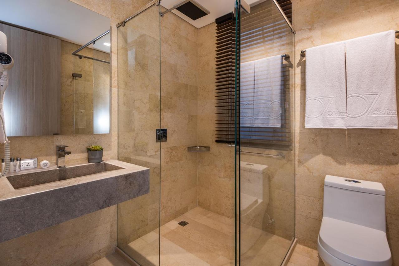Oz Luxury Hotel 4*