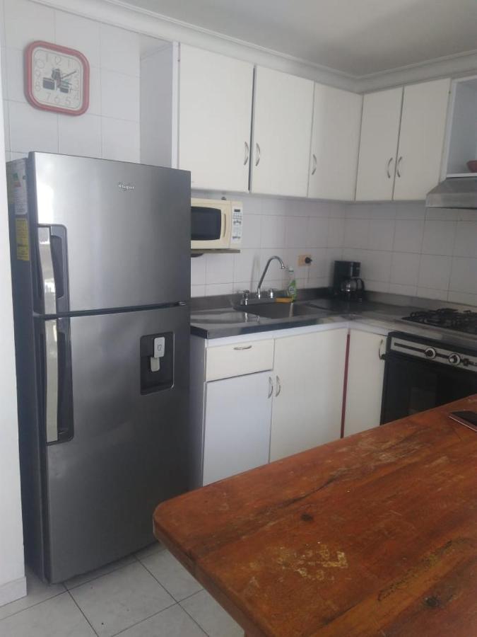 Apartamento Vista Al Mar En Edificio Mar Adentro Bocagrande *