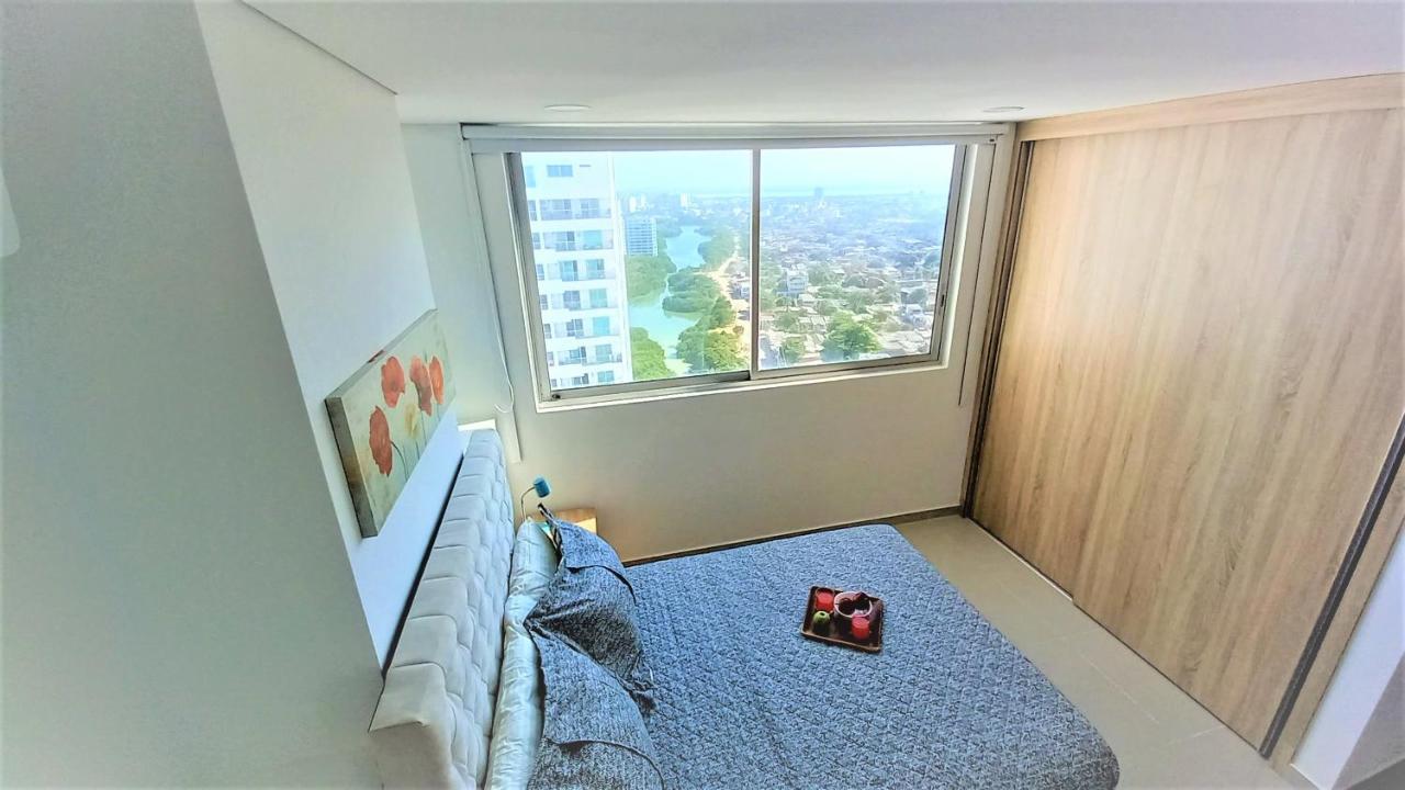 Apartamento P18 2bd 2ba Brand New! 8 Blocks To Old Steps To The *