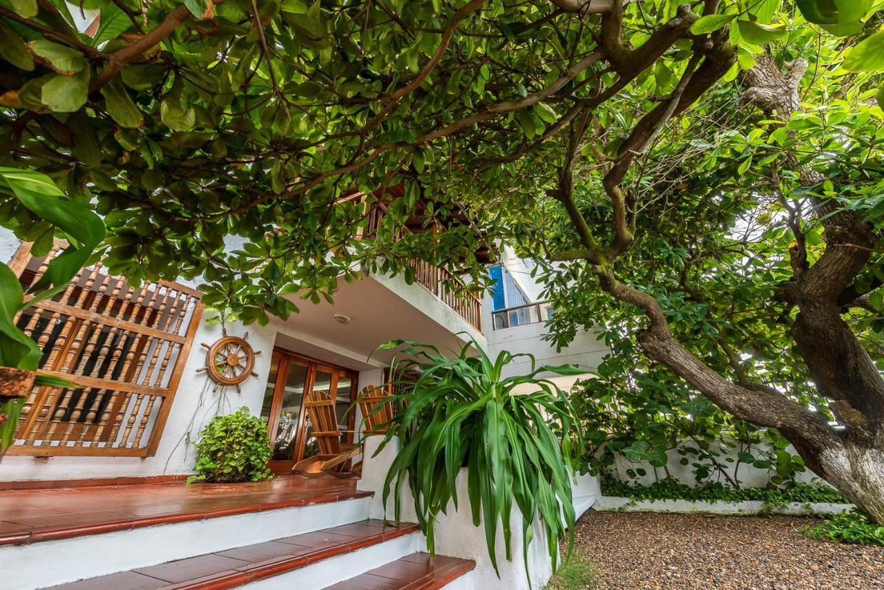 Villa Casa Porto - Luxury 5 Bedroom Beachfront In Bocagrande By Huespedia