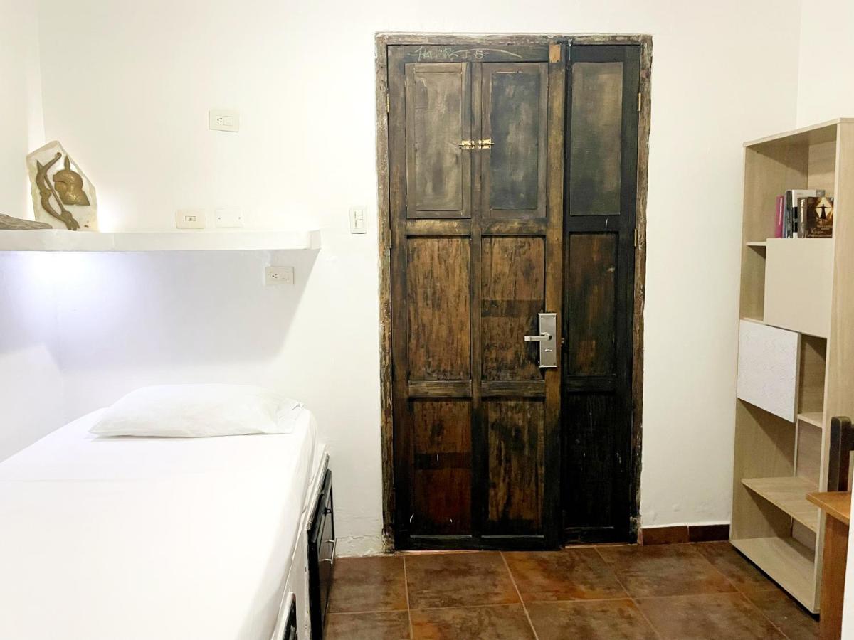 Casa Mamá Waldy New * Cartagena