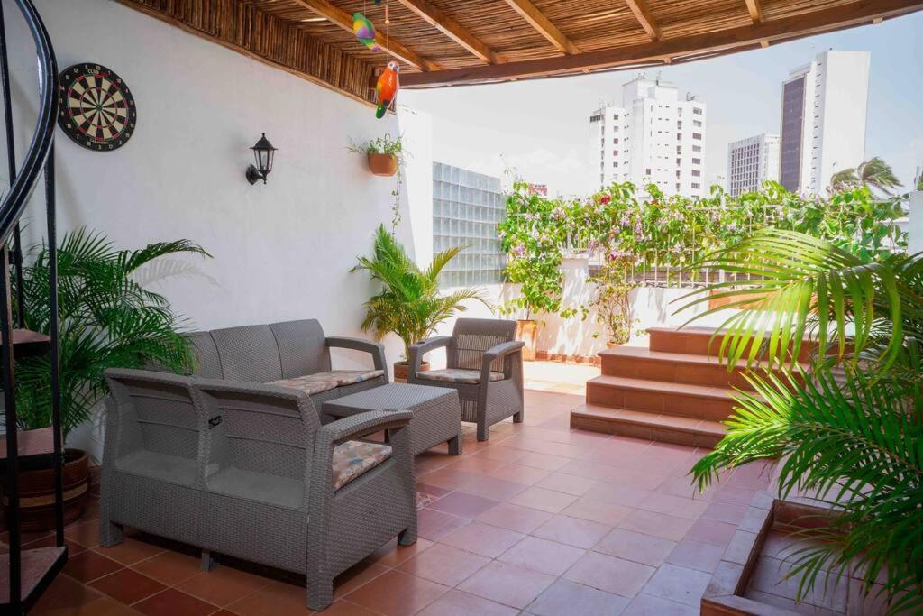 Location! Clocktower Apartment *