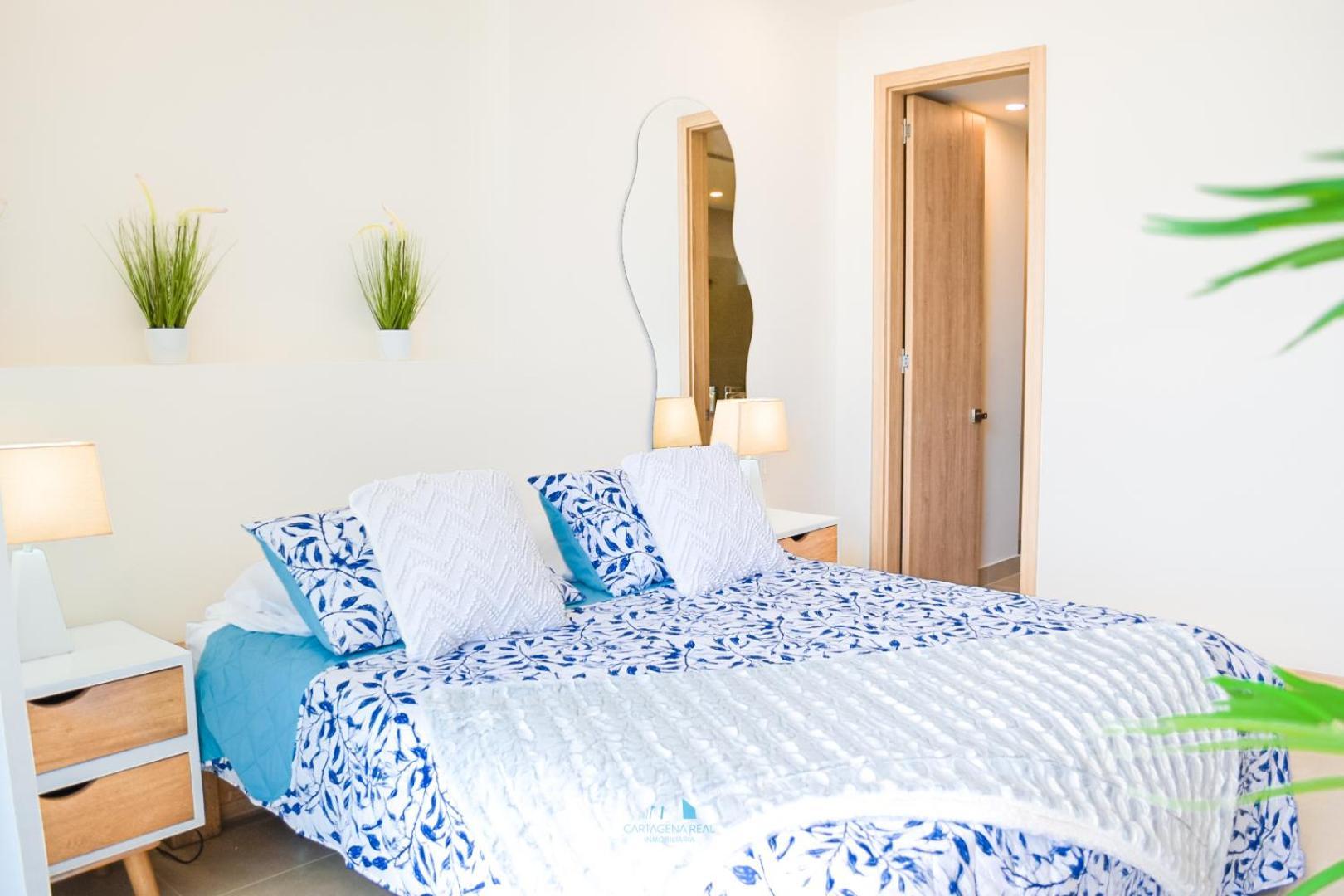 Ocean View Panorama Apartment: Beachfront Luxury With Pools Apartment Cartagena