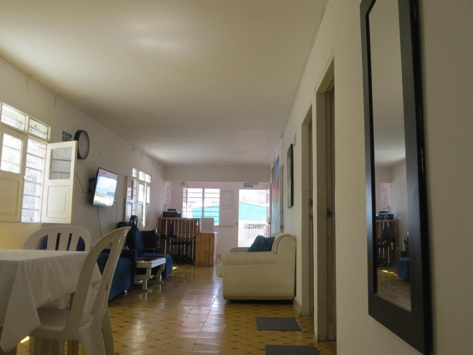 Hostal Playa Baru Hostel *