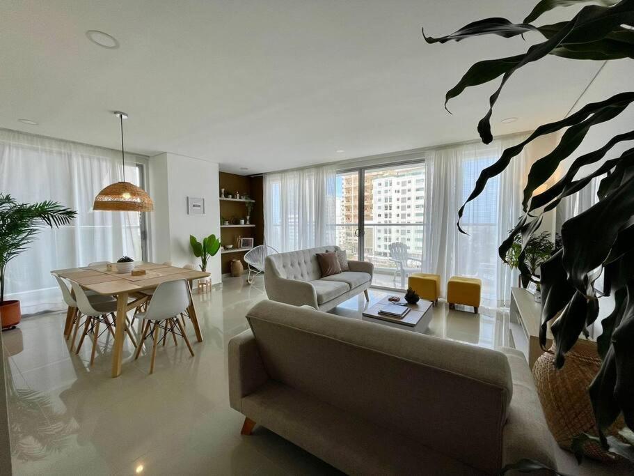 Apartment Moderno Y Amplio Cerca A La Playa! *
