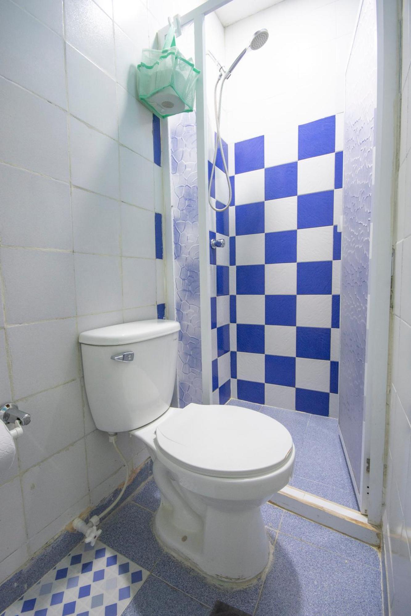 El Barrio Hostal Albergue