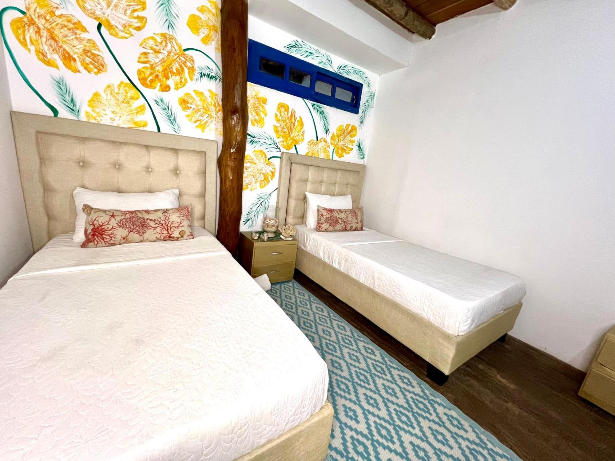 Mira Mira Hostel Cartagena
