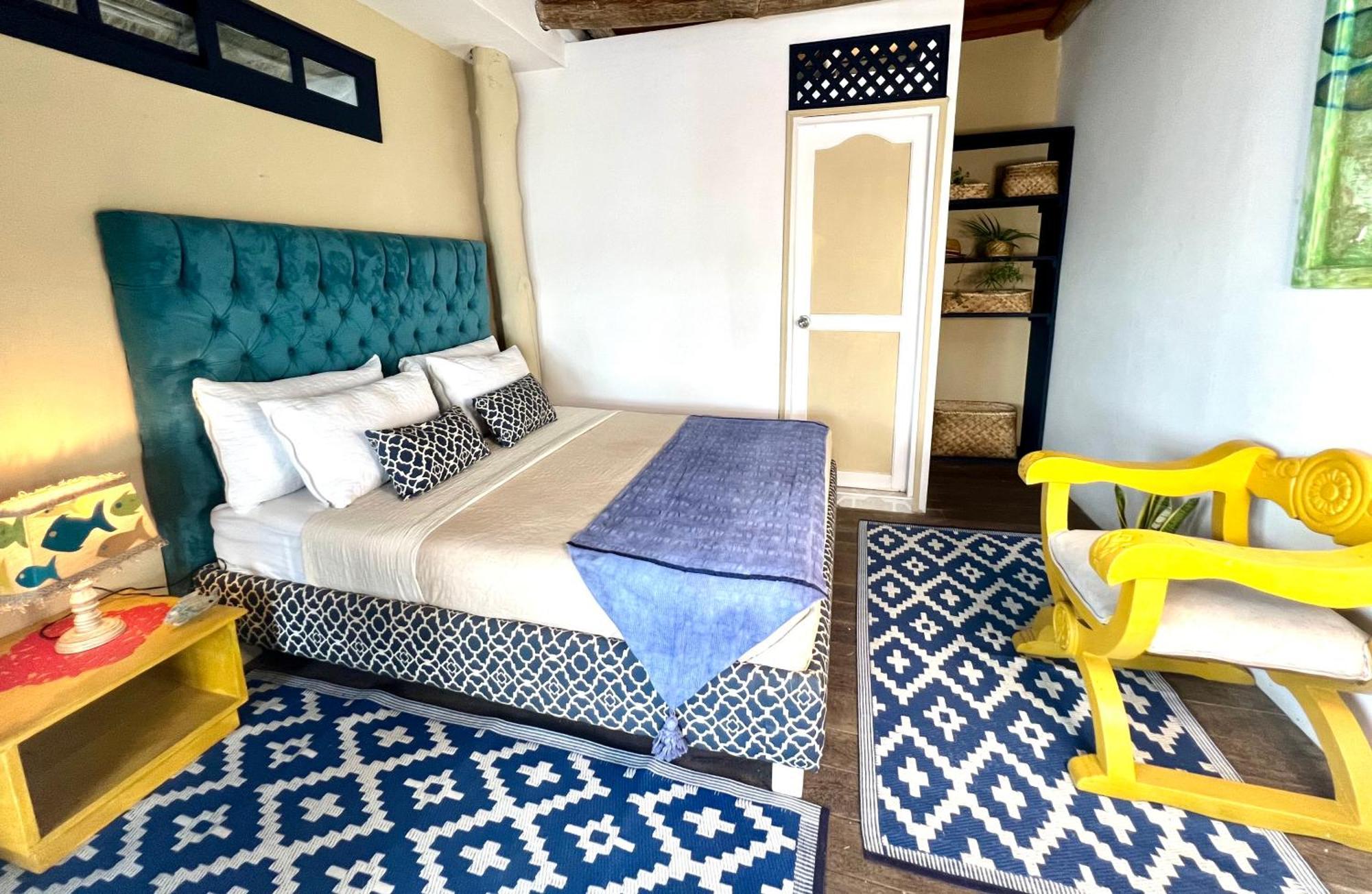 Mira Mira Hostel Cartagena