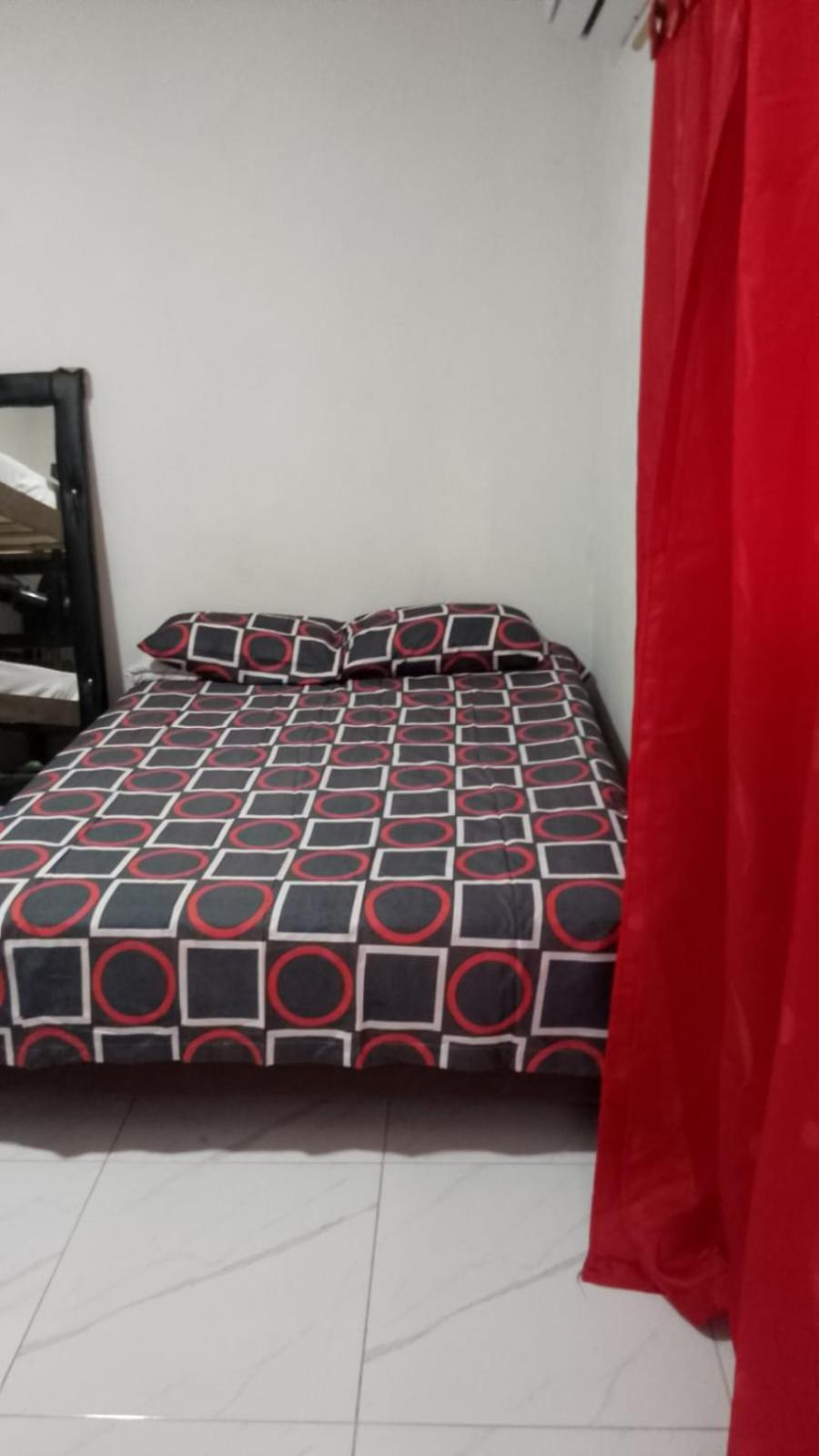 La Medellin Inn *