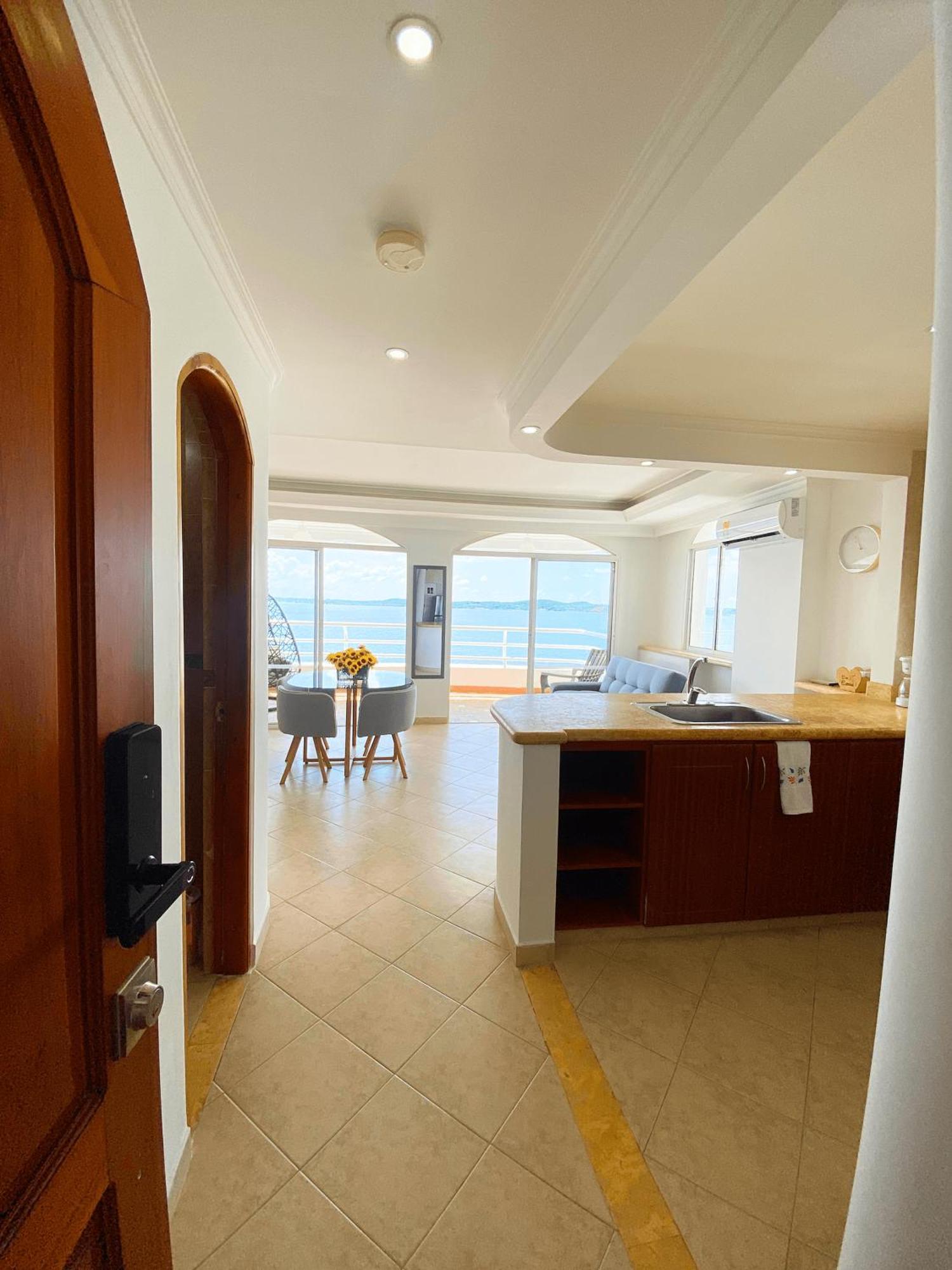 Apartamento U-go Playa Mar En El Laguito Con Vista Al Mar Cartagena