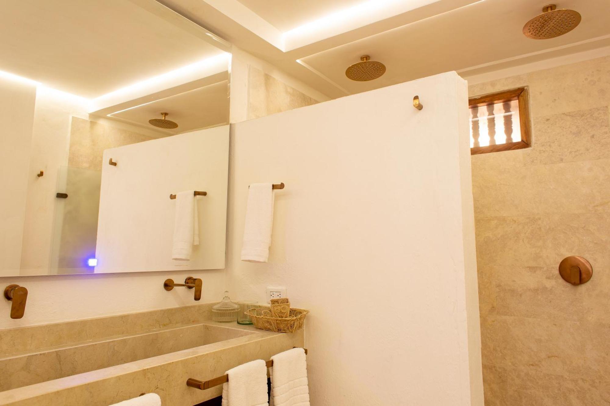 Palmas De Alba Boutique Hotel 5*