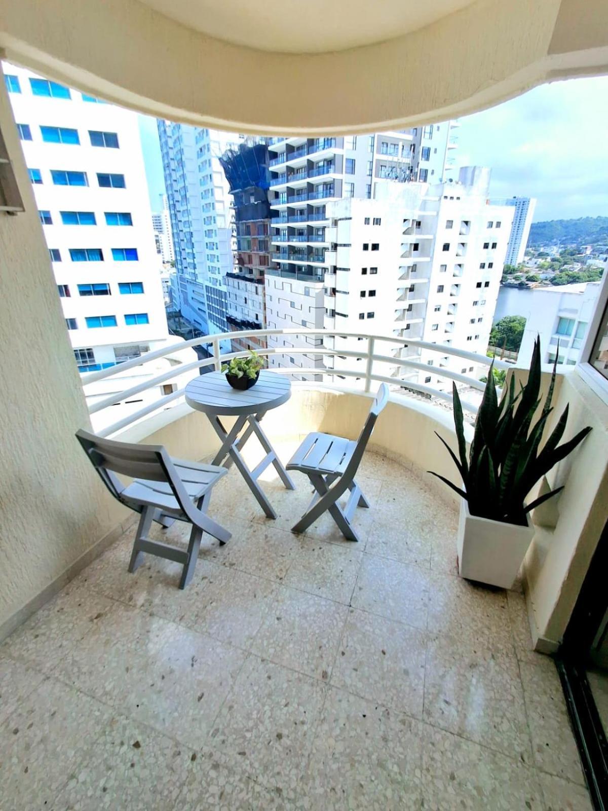 Cabrero 1212 Apartamento