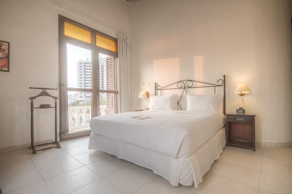 Monterrey Hotel 4*