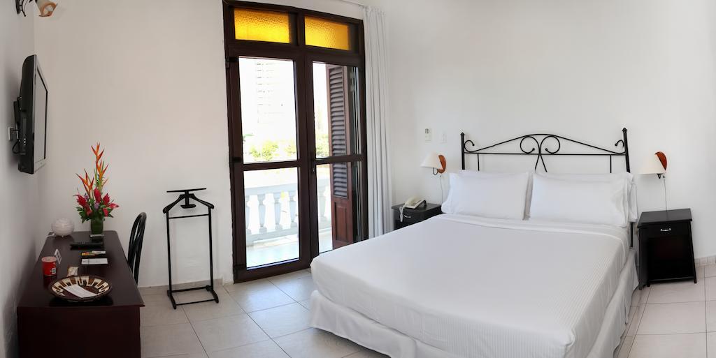 Monterrey Hotel