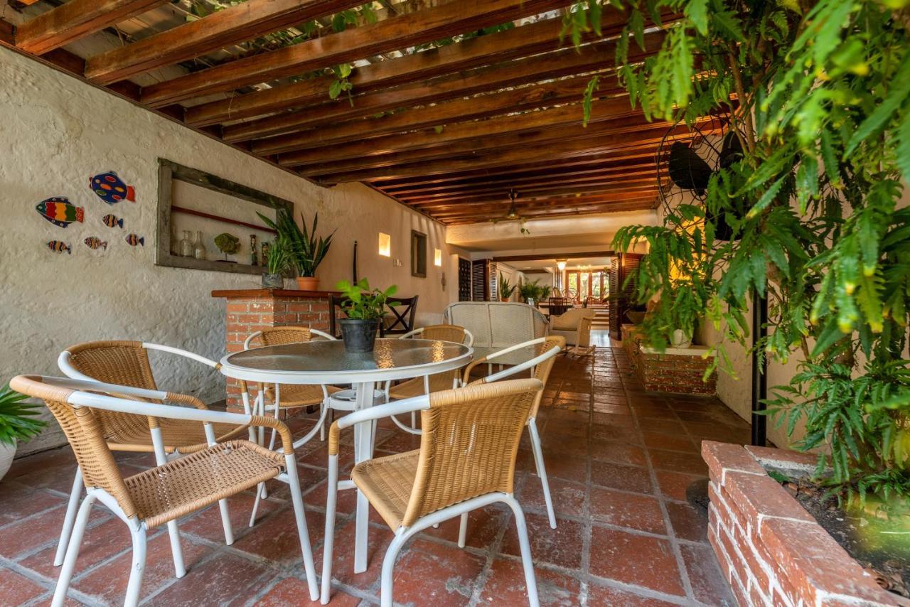 Casa Porto - Luxury 5 Bedroom Beachfront In Bocagrande By Huespedia Villa *